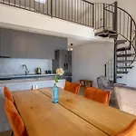 Apartment Apartman Rojo