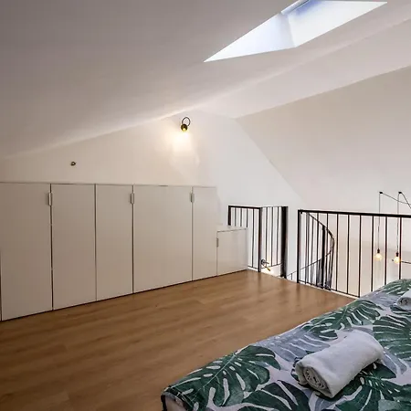 Apartment Apartman Rojo *