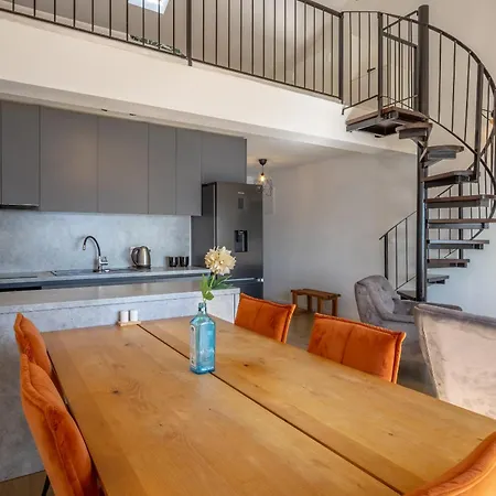 Apartman Apartman Rojo